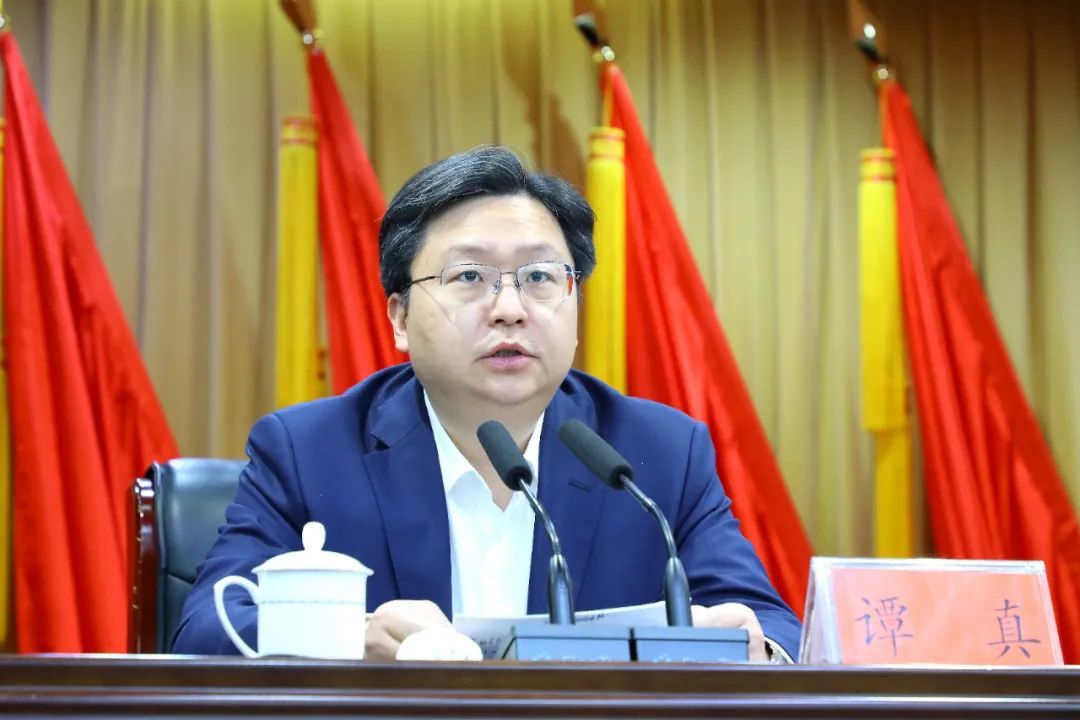 江苏海安：全市领导干部会议召开 领导班子换届