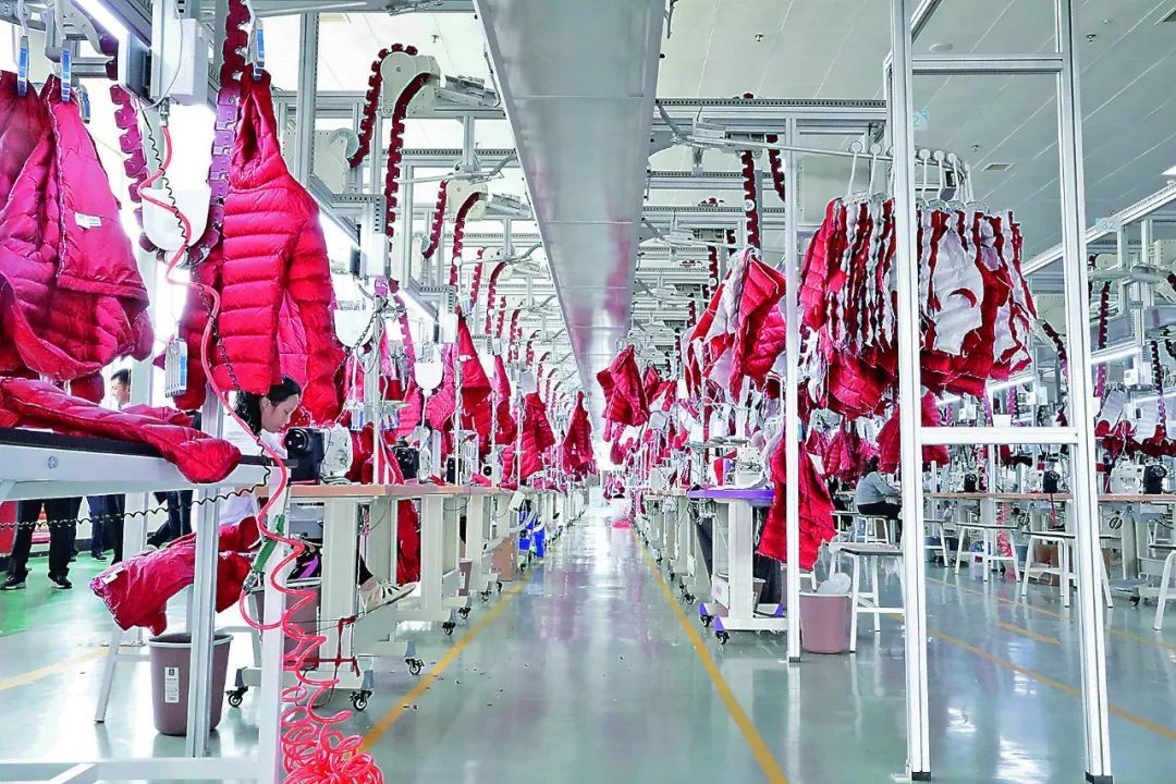 “鸭鸭”生产车间数字化生产车间
