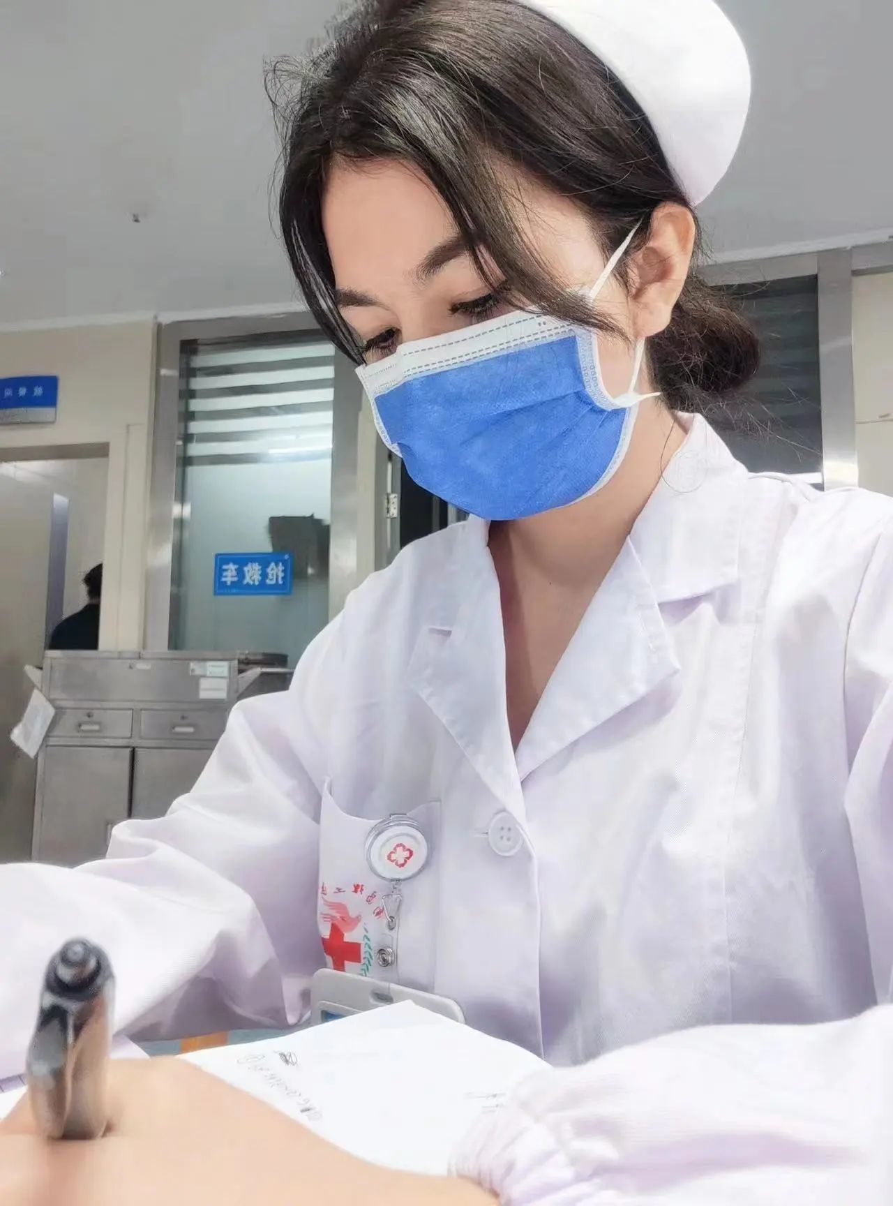 暖心 南昌理工学院一医护学子“挺身”救人