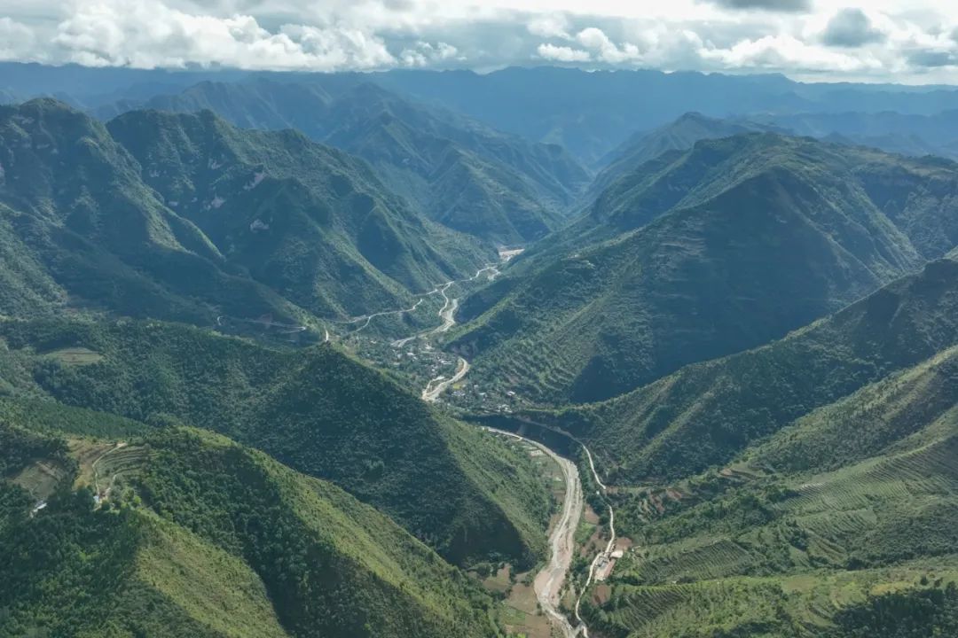 ▲西和县西高山镇朱刘河村　姜波亮　摄