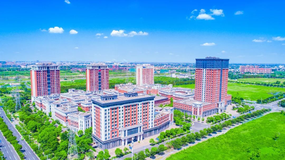 江苏张家港：擦亮城市服务品牌 围绕发展布局 打造万亿新港城