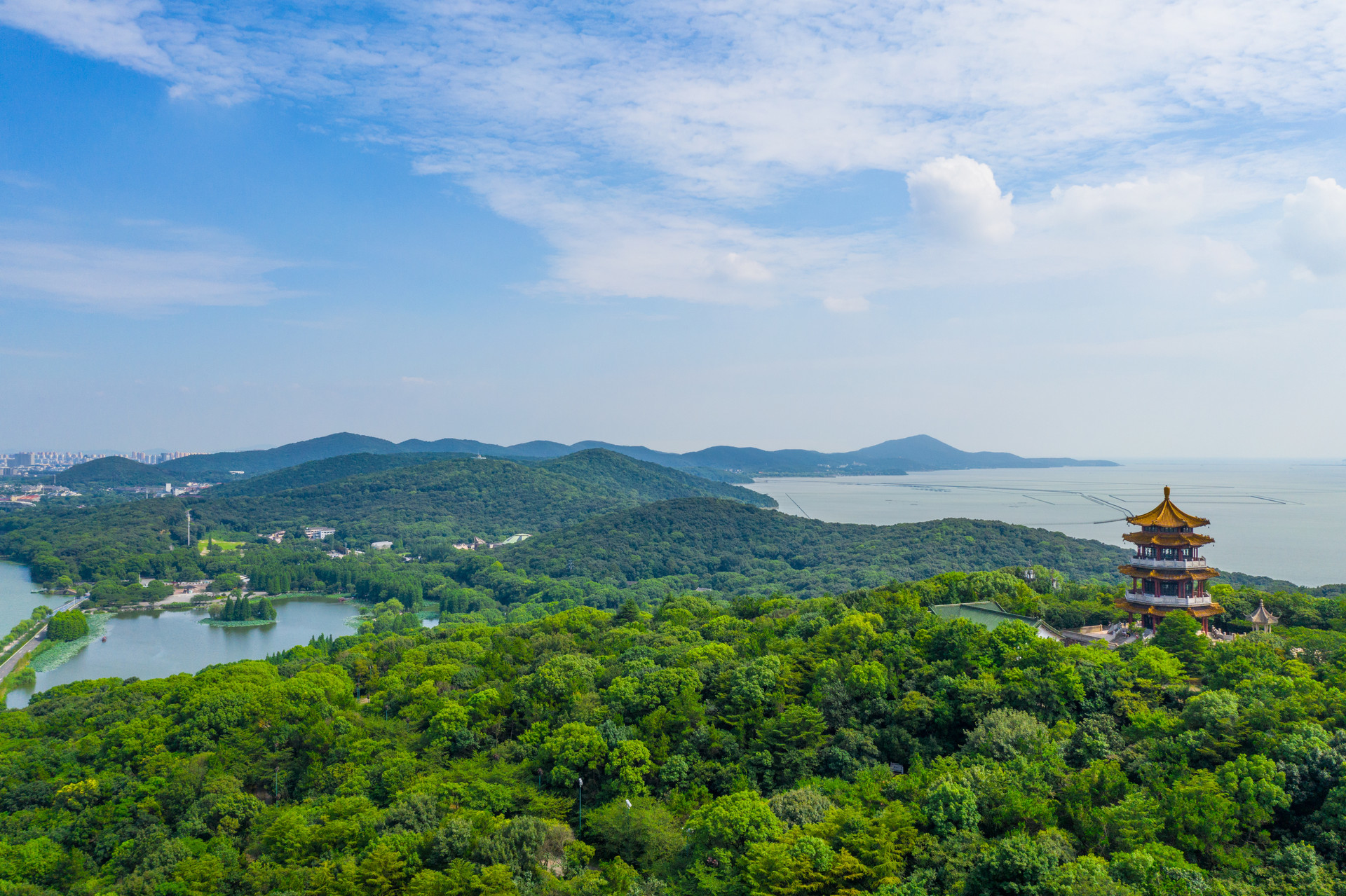 无锡高新区政府工作报告出炉！重点、亮点来了！