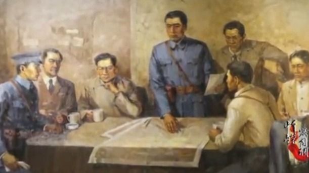 南昌起义前，周恩来因何怒拍桌子？