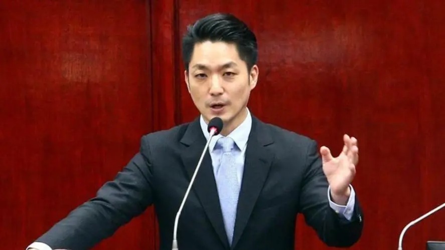 蒋万安痛批民进党:从不听基层百姓的心声,把台湾民众当傻瓜_凤凰网视频_凤凰网