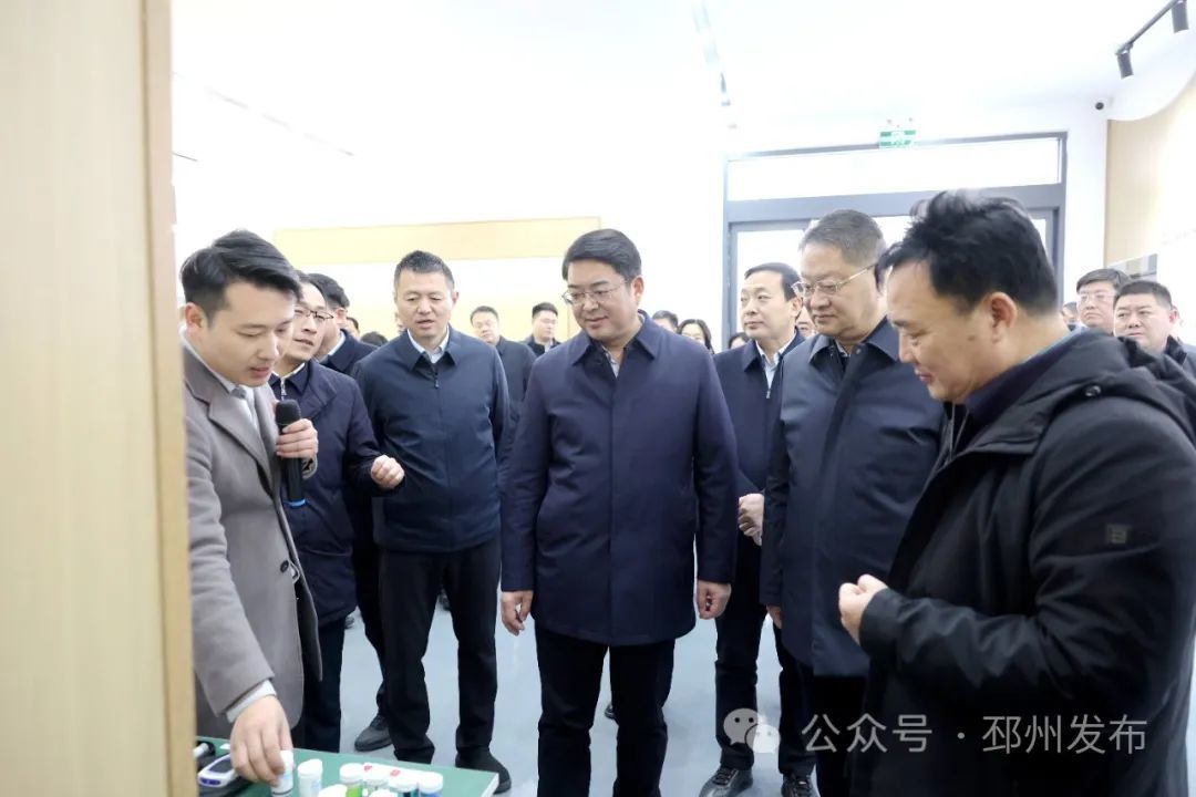 江苏邳州：新年第一擂 项目汇聚 打造高质量发展示范市