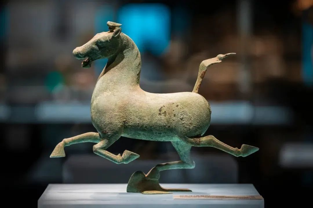 武威市博物馆的铜奔马(复制品)