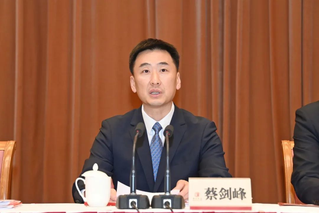 江苏张家港：工业超万亿动员会召开 开启港城智造新征程！