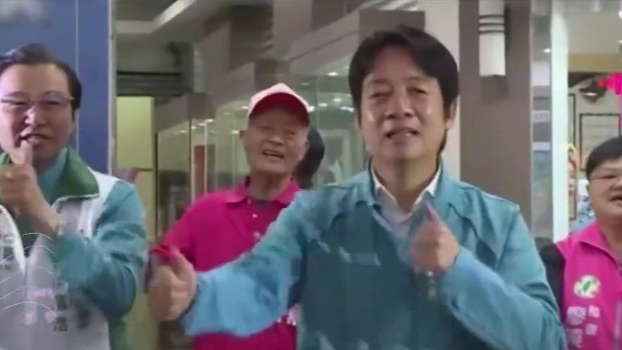 民进党不雅视频全赖给AI，网友爆改《桃花朵朵开》呛别想再上台