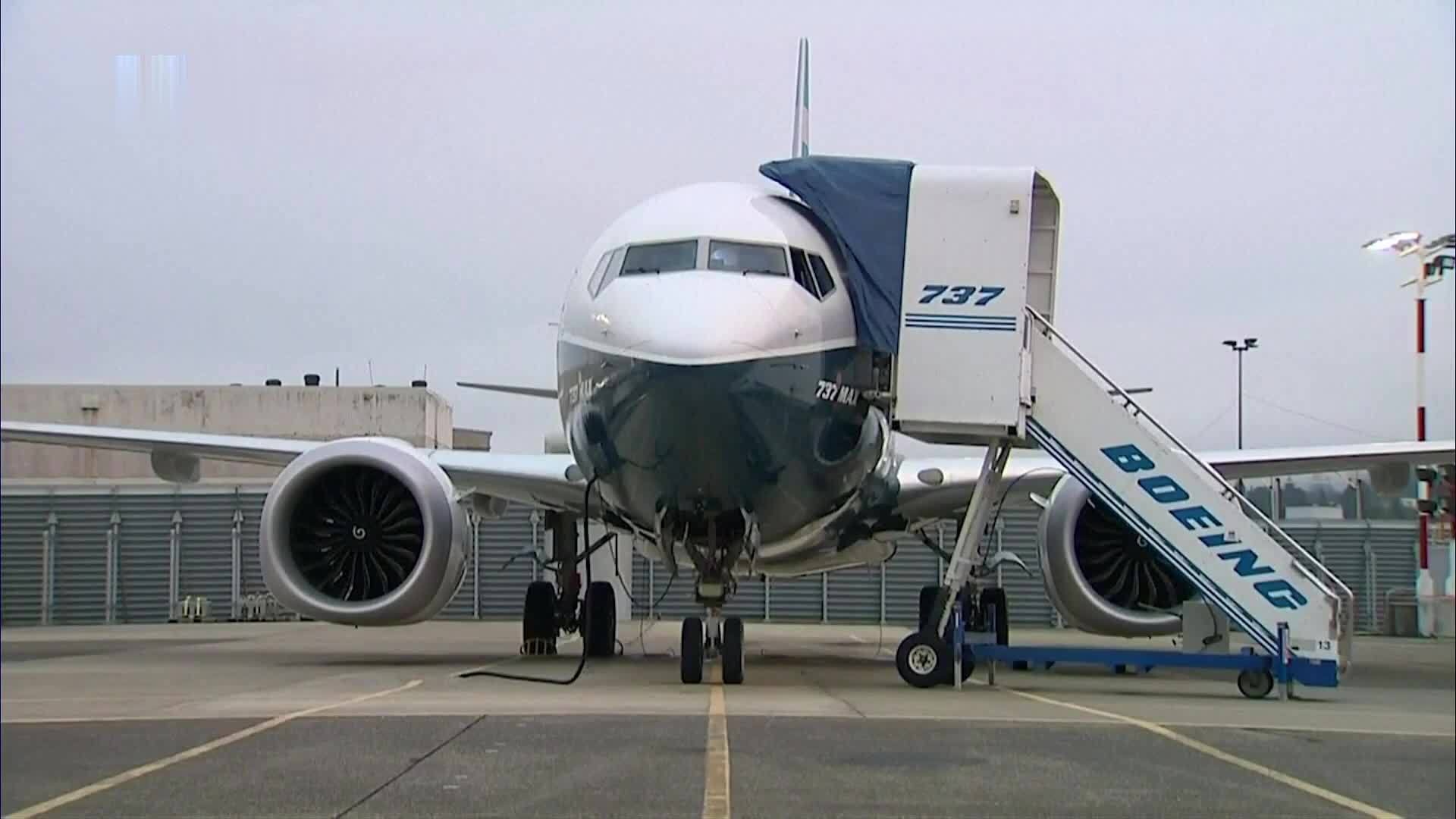 波音737MAX9客机被曝有螺栓松动问题