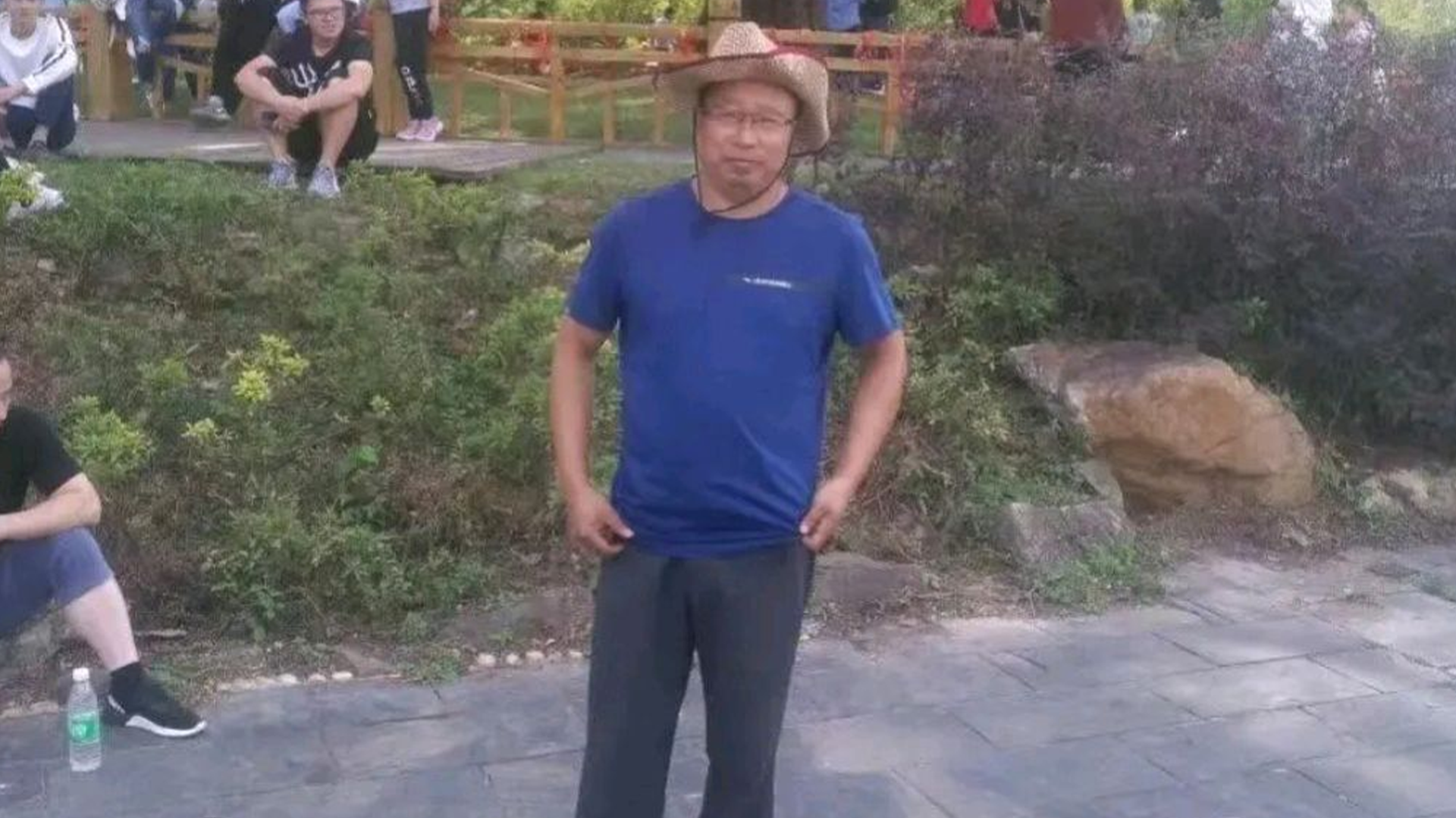 “特校校长因猥亵罪获刑3年半”续：其因犯强奸罪再获刑13年，共获刑15年_凤凰网资讯_凤凰网