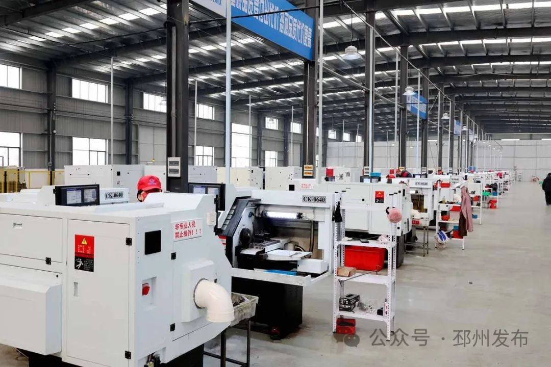 江苏邳州：新年第一擂 项目汇聚 打造高质量发展示范市