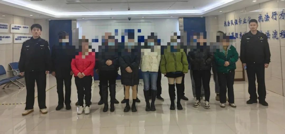 “无人机”高空锁定!玉山一深藏居民区赌博窝点被捣毁 27人被抓