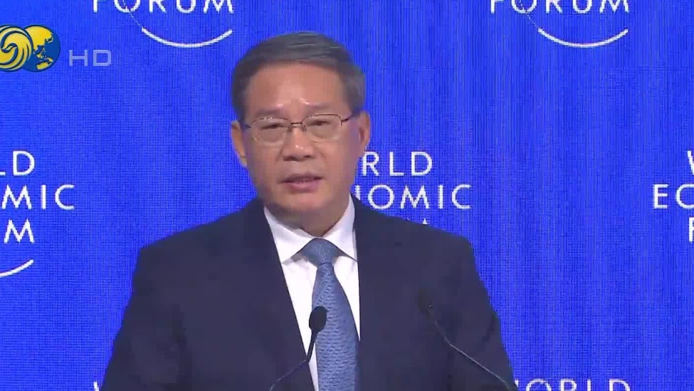 李强：中国去年经济增长估计为5.2%