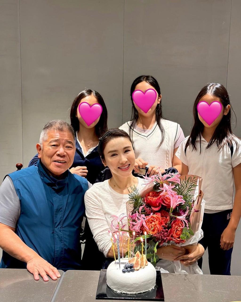 黎姿结婚15周年晒合影，甜称丈夫是真爱，马廷强大赞老婆无与伦比 - 吾爱微网