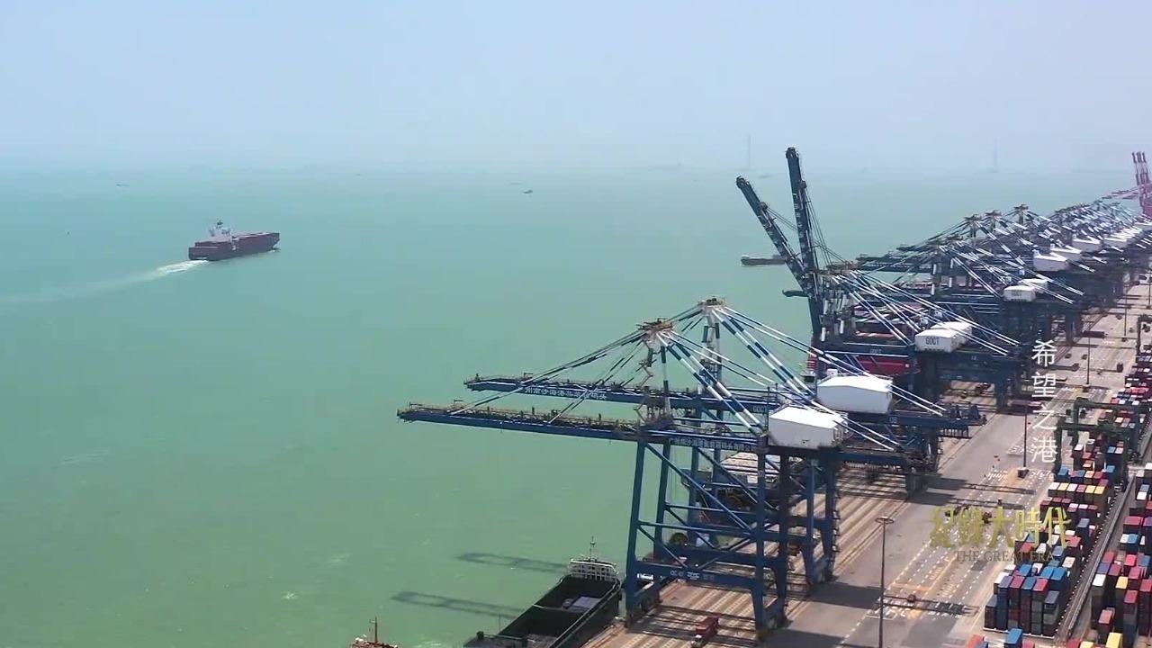 迎着信息化革命的风口，广州港的南沙四期创立中国港口建设的五个首例