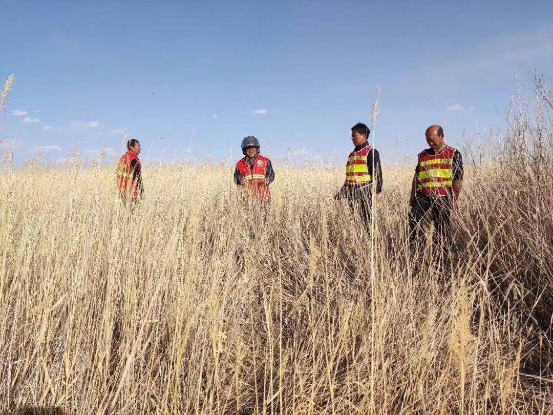 △工作人员在金川区芨芨泉省级自然保护区