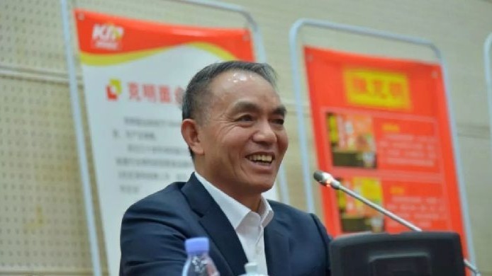 “挂面大王”陈克明辞职百天,连续盈利的克明食品“破功了”_凤凰网