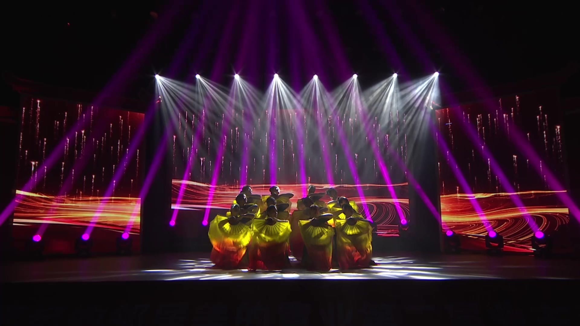 了不起的邻居|唱支山歌给党听