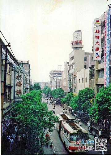 20世纪80年代的胜利路街景。(资料图片)