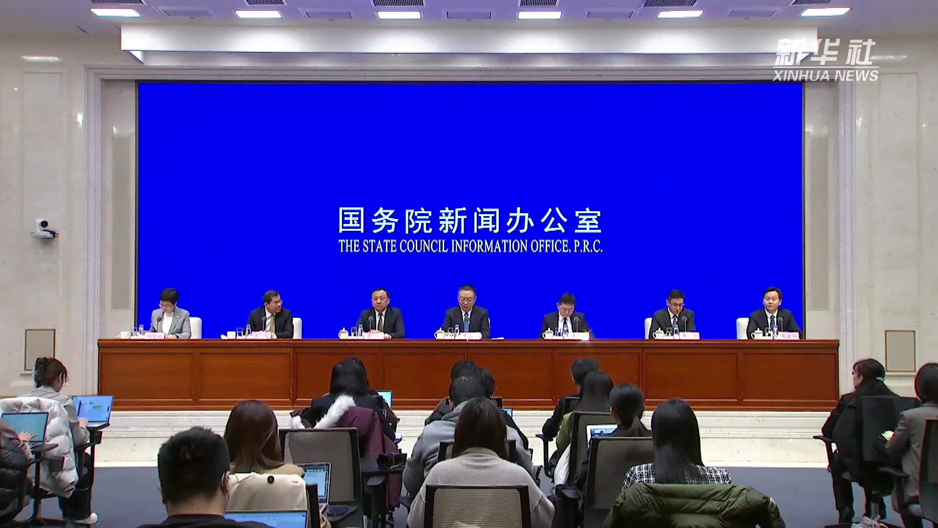 浦东新区综合改革试点就是要提炼出可供全国复制推广的成熟经验