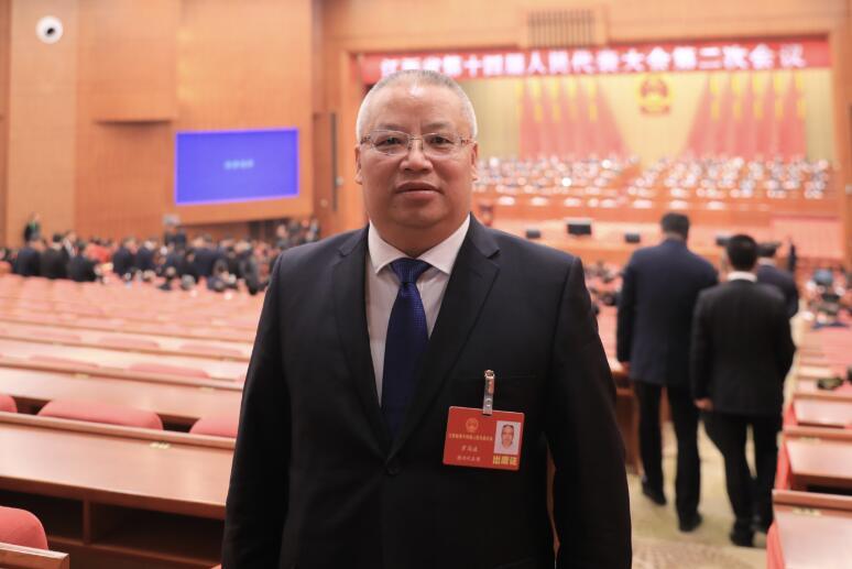 江西省人大代表、于都县人大常委会主任罗高波