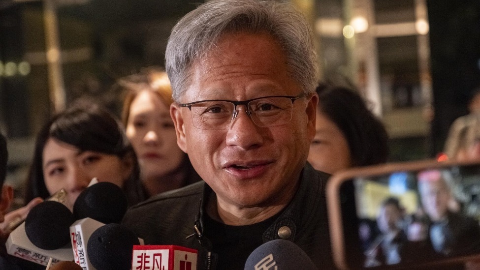 在大陆扭完秧歌后,黄仁勋访台会见台积电两大人物_凤凰网