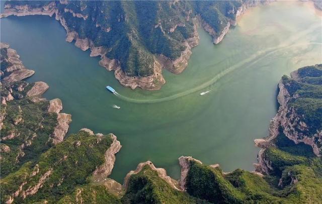 河南济源拍摄的“黄河三峡”景色。图片来源：新华社