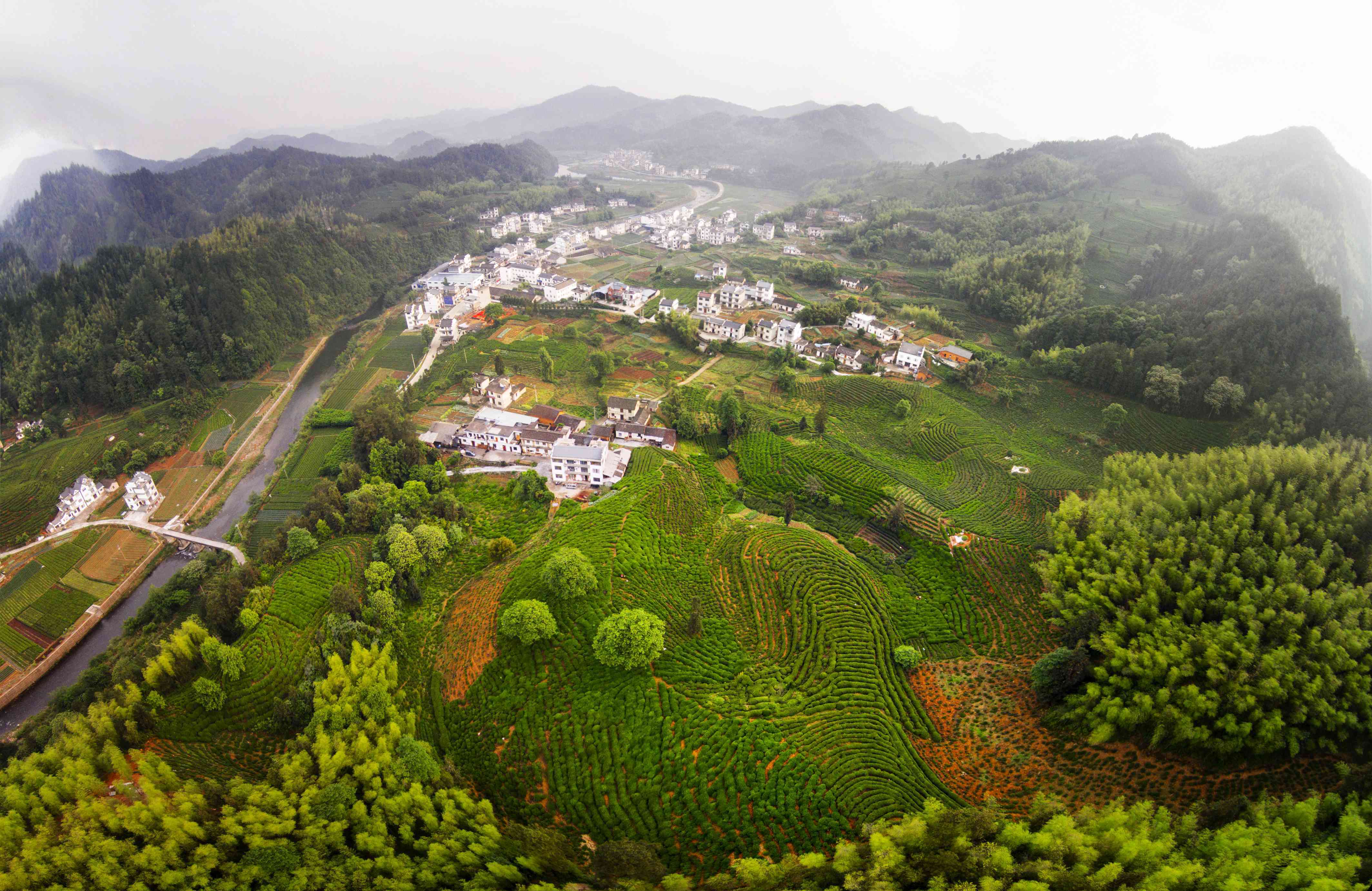 安徽休宁县：中国年 徽州味 就在源芳过大年