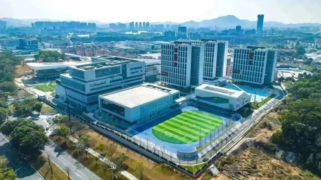 大湾区大学松山湖校区第一标段项目正式交钥匙
