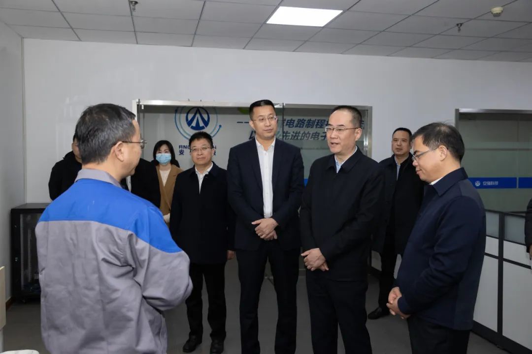 江苏张家港：新春送温暖 积极传播真善美 传递正能量