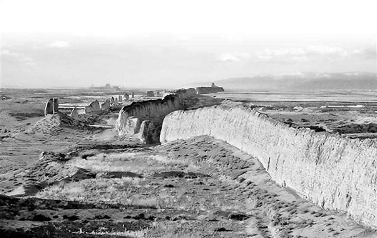 山丹境内长城遗迹