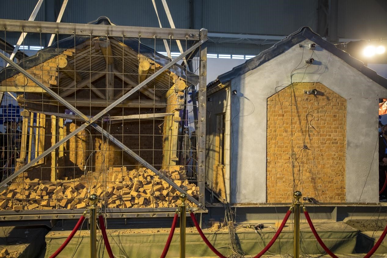 富春产业控股与五和新材料集团签约仪式举行