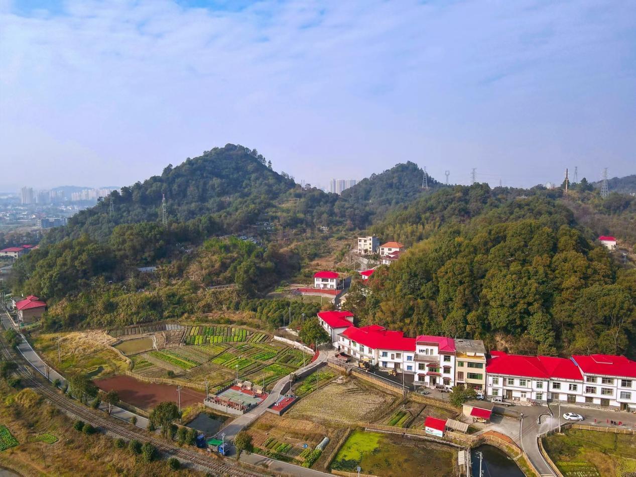 江西萍乡：“七彩安源”添新景 诗情画意醉乡邻