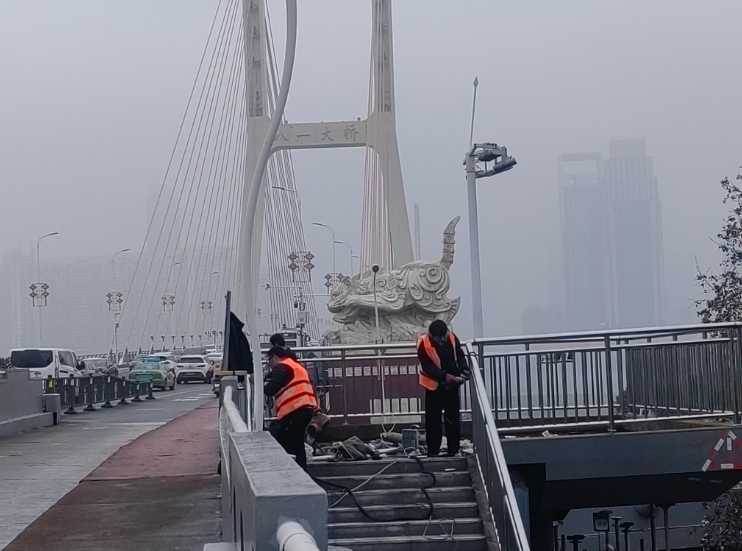 南昌八一大桥迎来新改造！新增拍照打卡点 “四大名楼”重新修葺