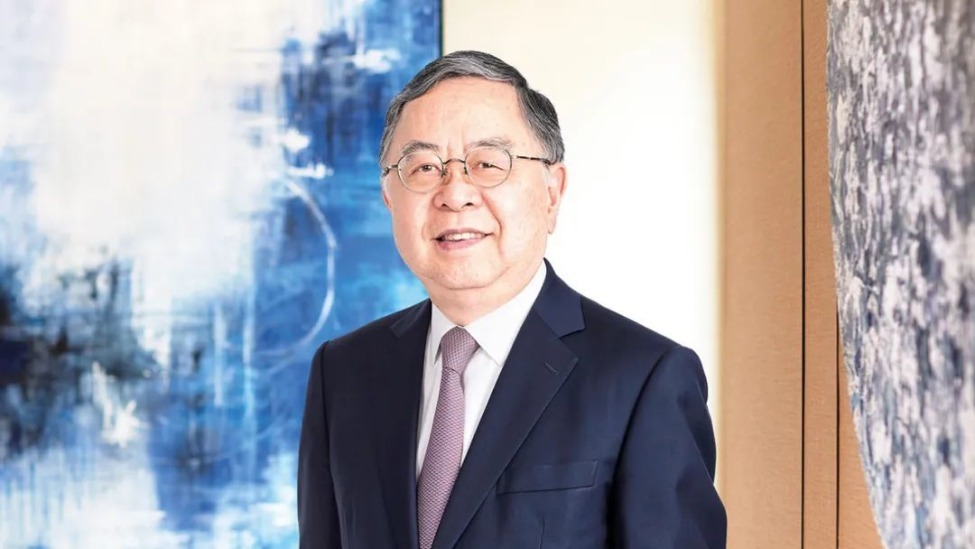 香港地产大佬退休,2100亿交棒二代_凤凰网