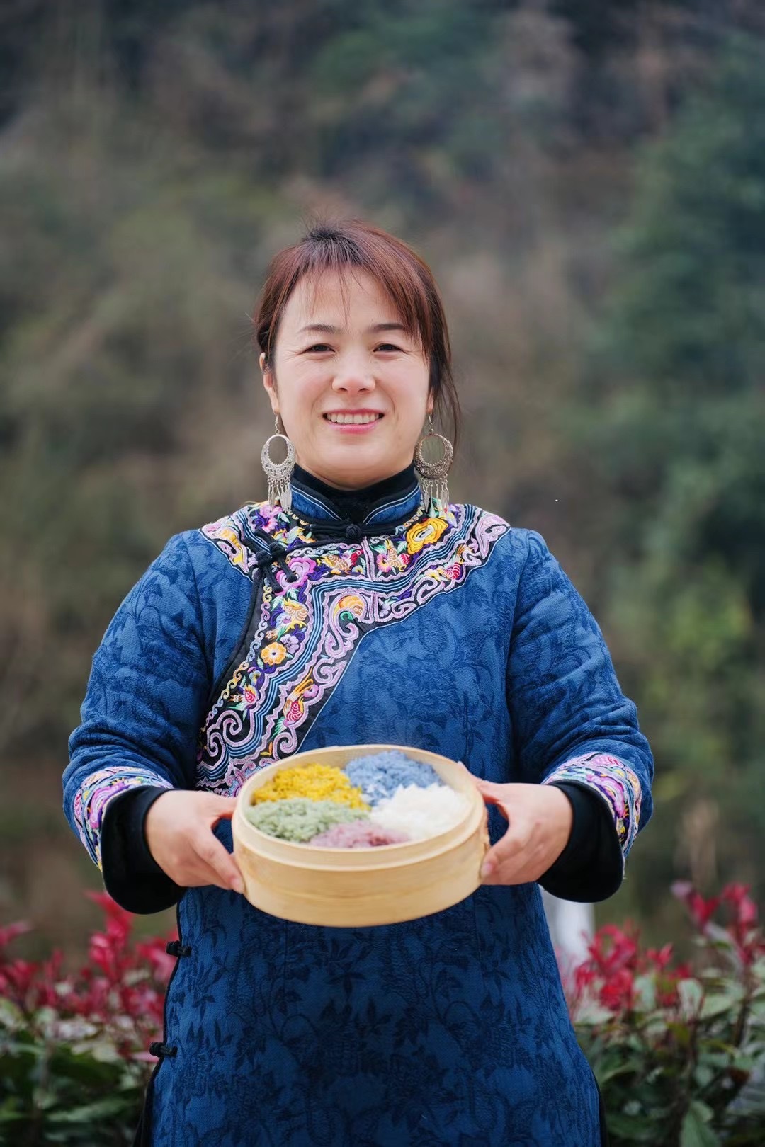 安徽休宁县：中国年 徽州味 就在源芳过大年