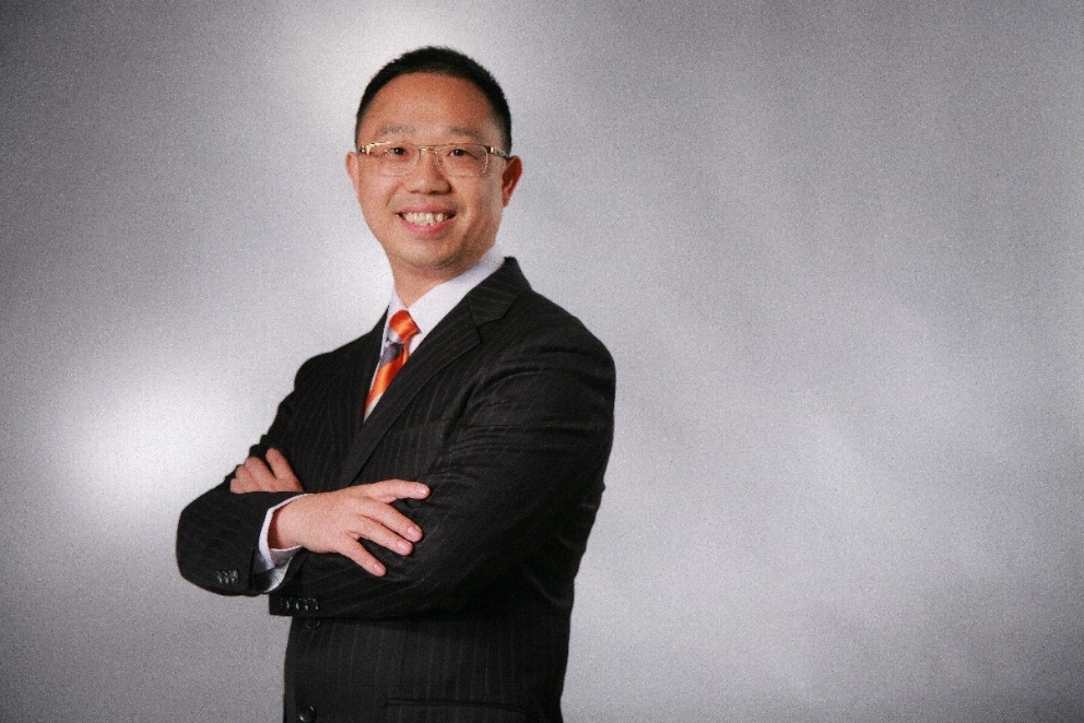 (东莞市爱玛数控科技有限公司董事长、创始人王国权)