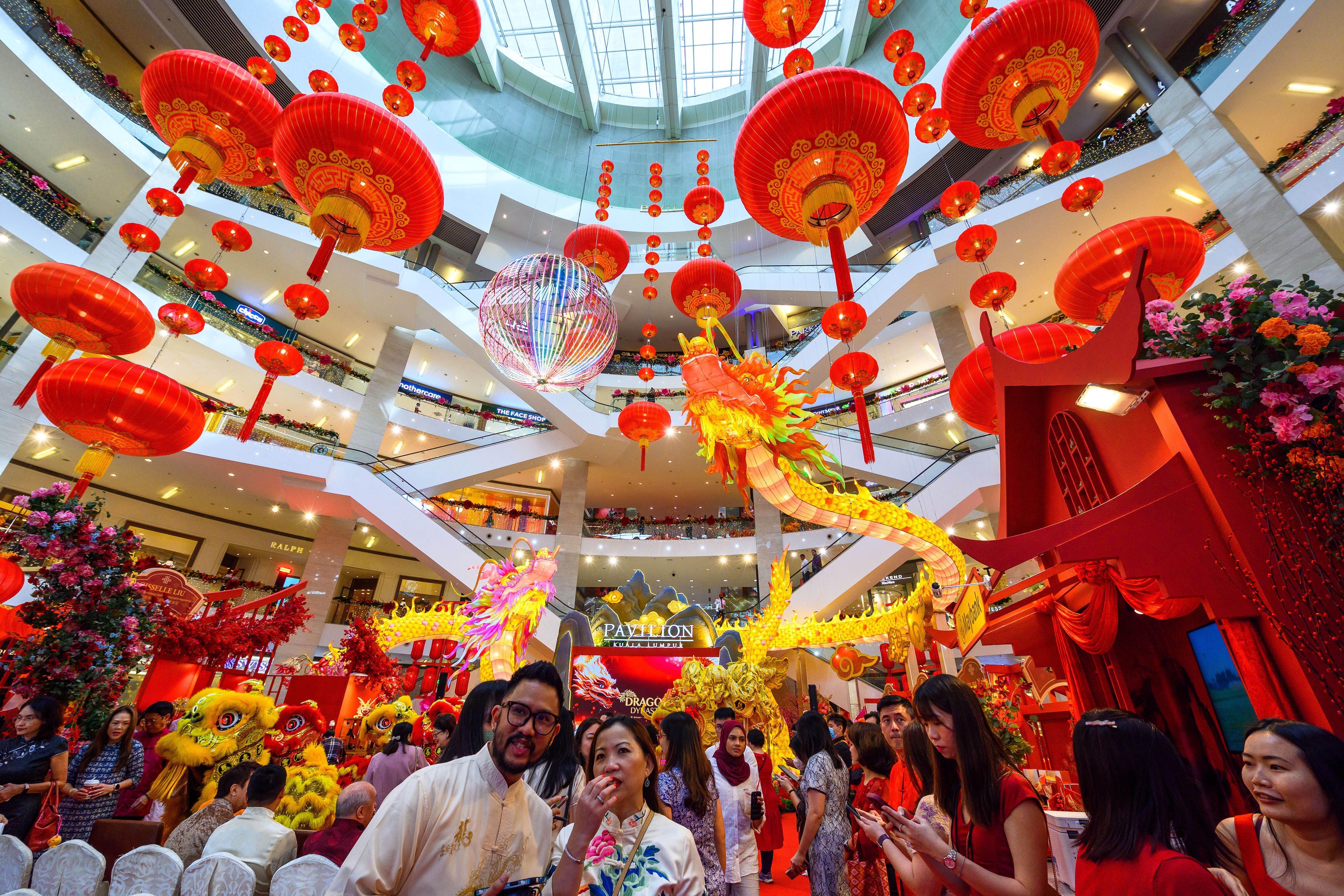 中国人庆祝春节的照片图片