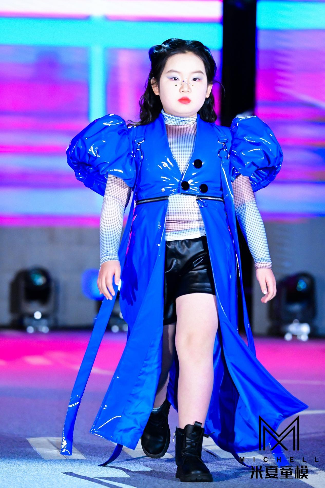 盐城米夏少儿模特学院举办"2024超模乌托邦·米夏童模年度盛典"