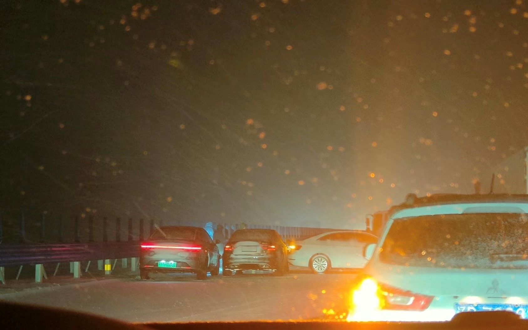 大广高速公路上有车辆发生交通事故