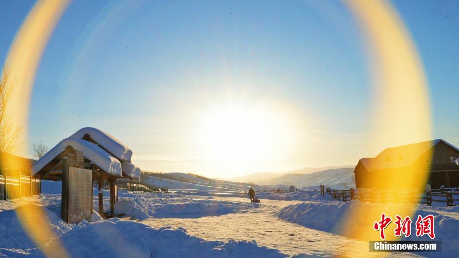 新疆白哈巴景区:绝美冬景宛如童话世界