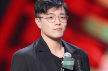 疑杨波朋友圈发文回应轻生:我发现头孢喝酒根本死不了_凤凰网