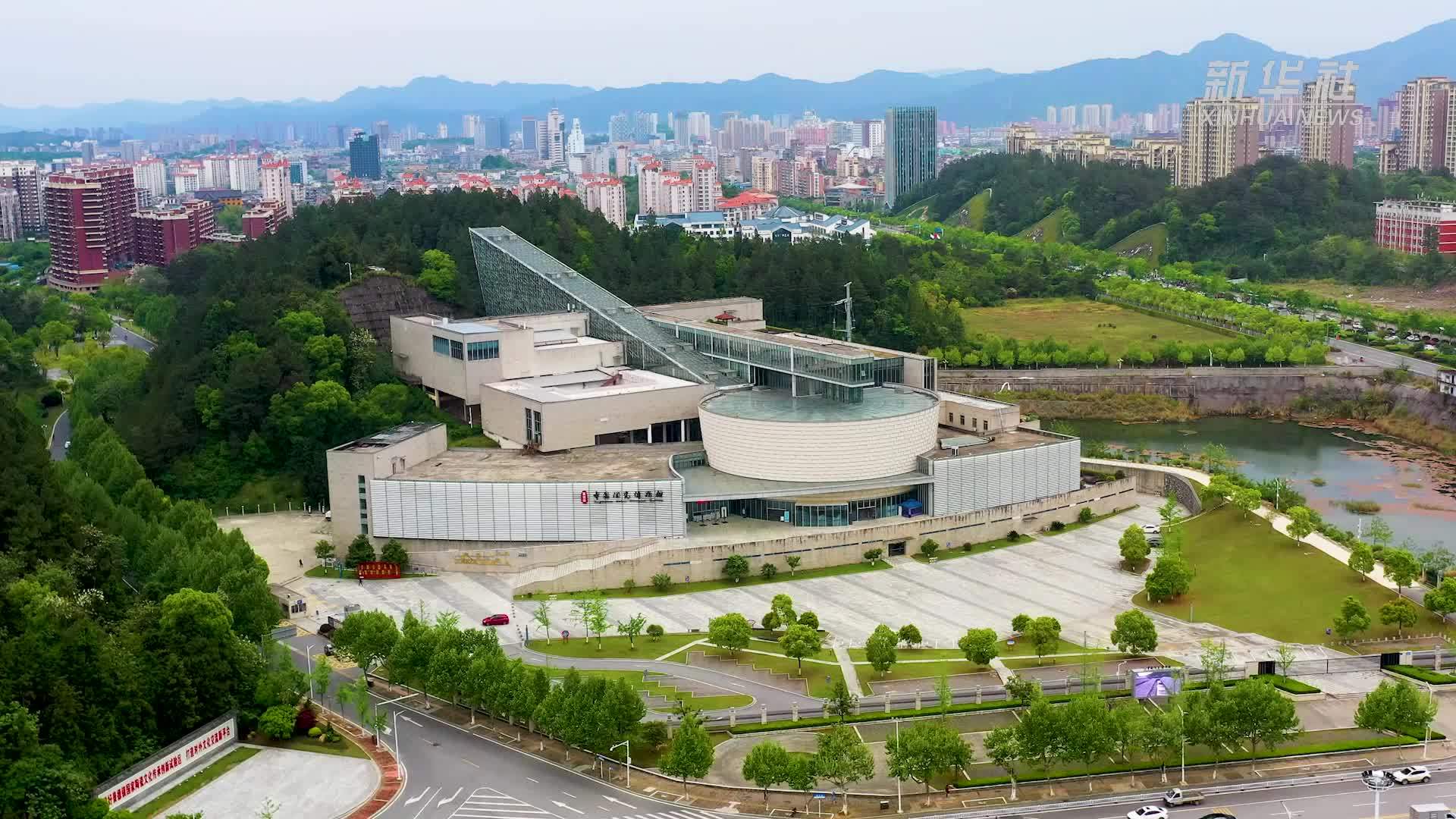 新春走基层龙腾瓷海闹新春景德镇中国陶瓷博物馆新年探秘