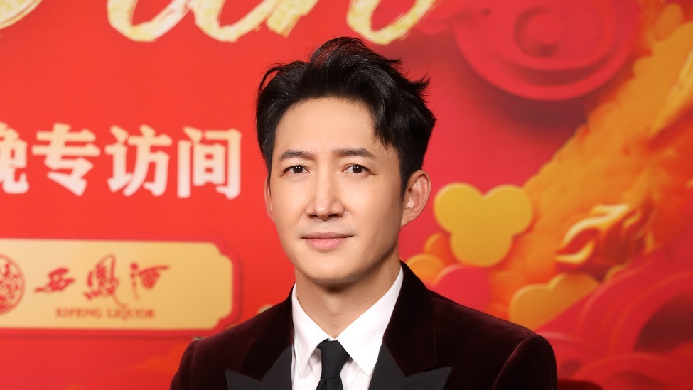 王阳杨幂17年后春晚同台 坦言觉得杨幂依旧那么年轻_凤凰网