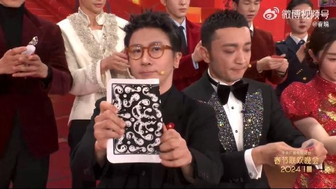 刘谦回应再登春晚：魔术就是要亲身体验_凤凰网