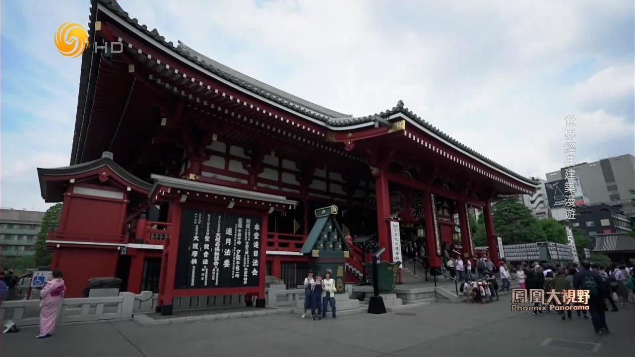 日本浅草寺,东京最古老的佛教寺庙之一,外门的大红灯笼成为它的标志