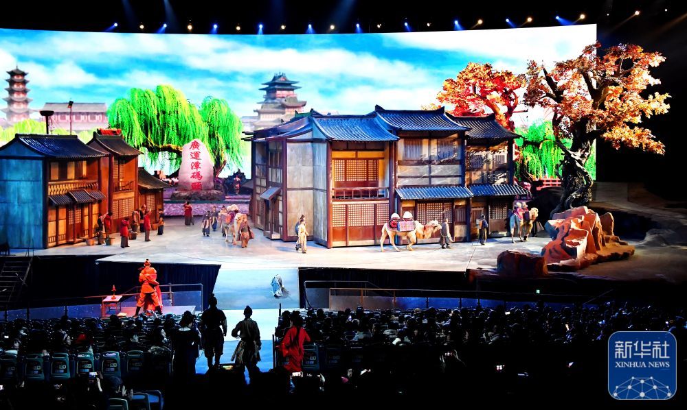 西安会跑的实景演艺展现古丝路文化