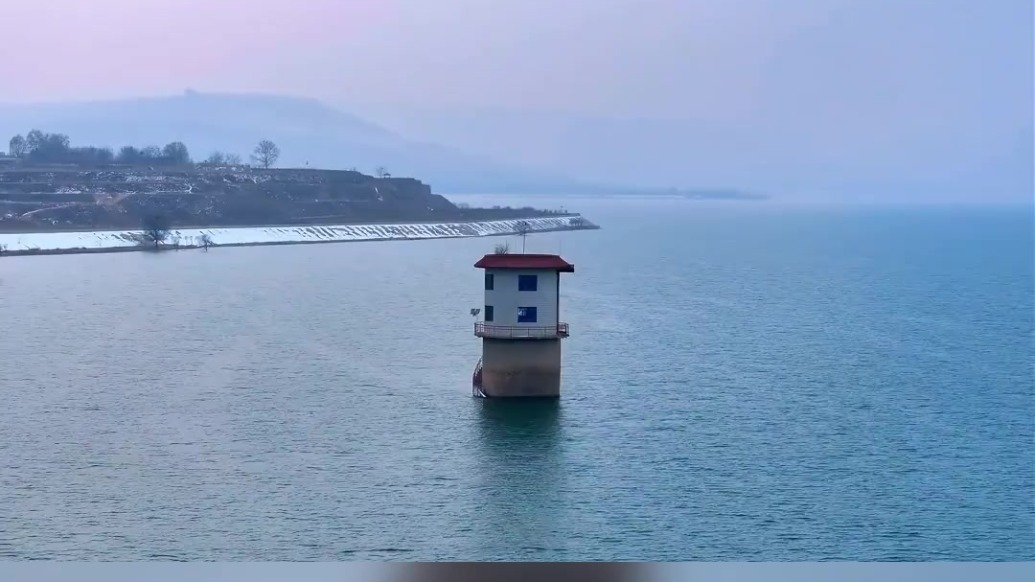 冬季的祁杨码头也很美,这里是属于甘肃的"海"_凤凰网视频_凤凰网