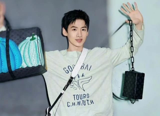 哦豁，他这次出大事了……