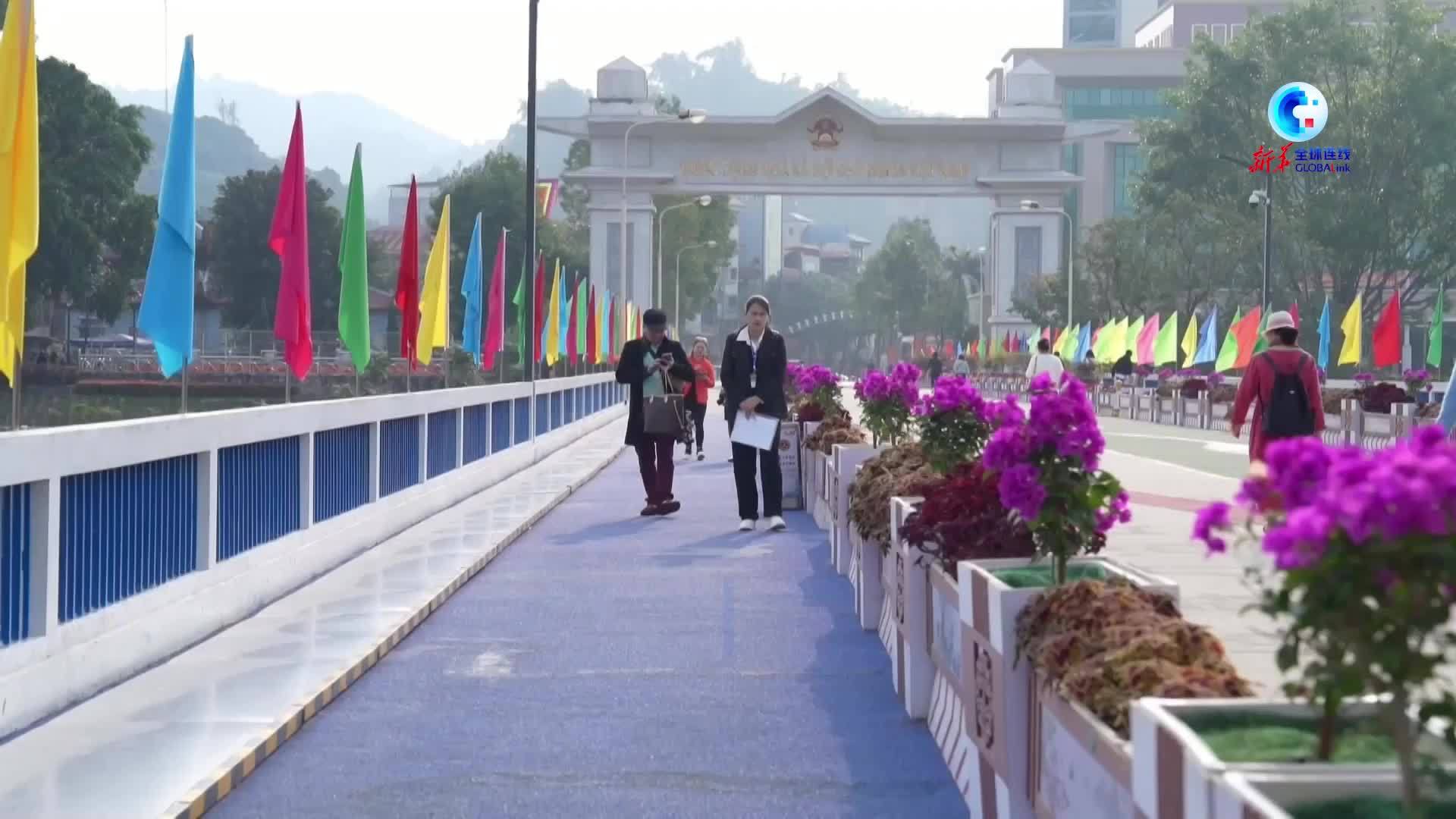 全球连线｜中越边境河口口岸迎来双边跨境游高峰